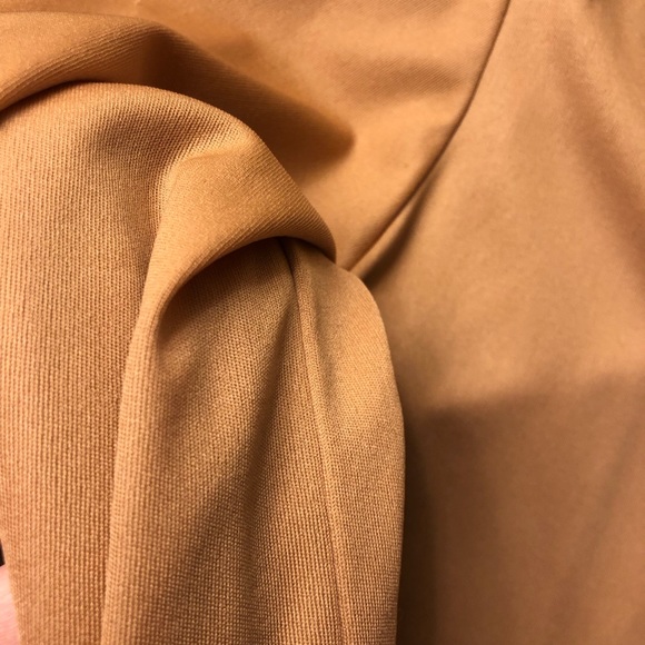 Classy Vintage Tami Sportswear Button-Down Blouse in Tan Size M - Picture 5 of 7